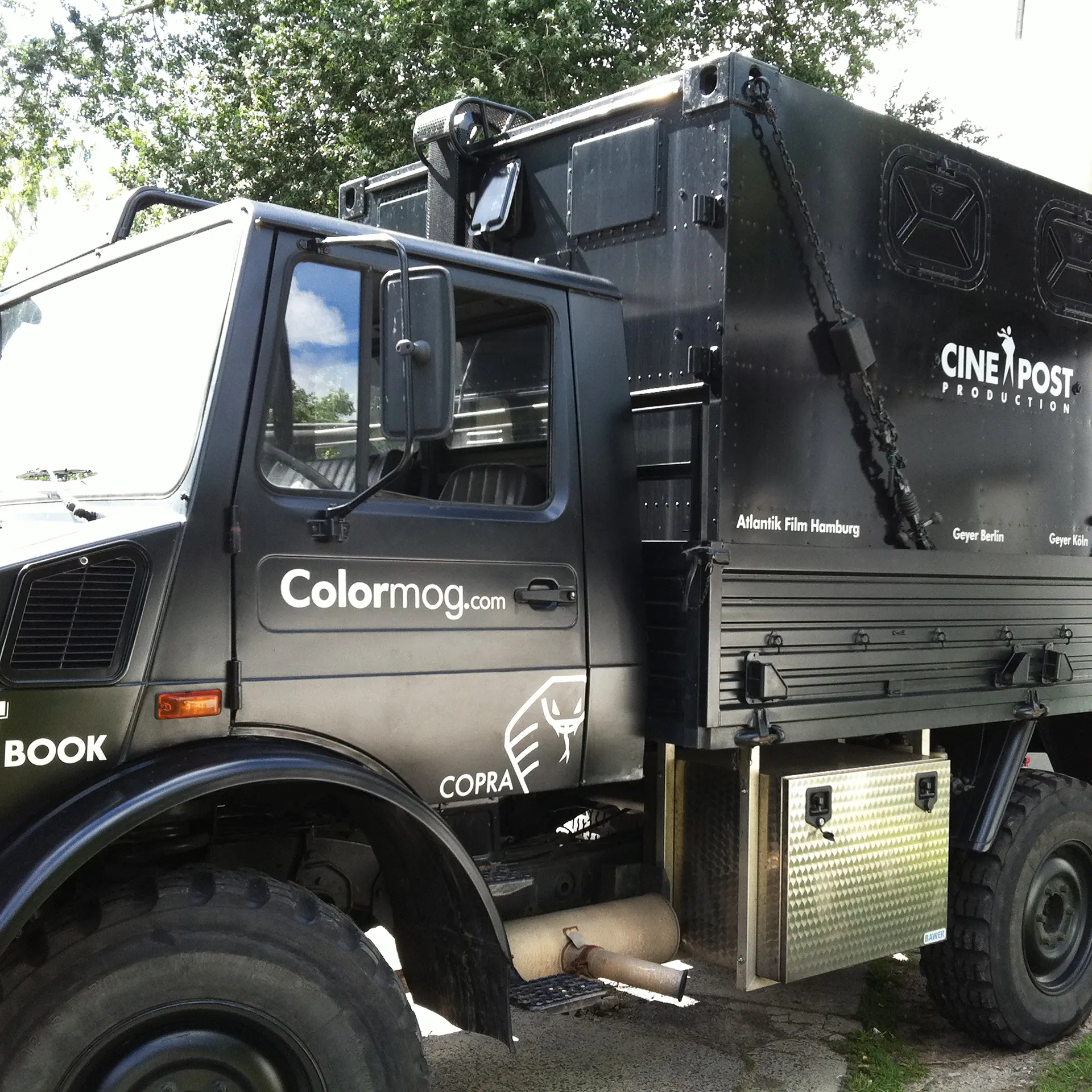 Folienplot für Cinepost Production von AR Display