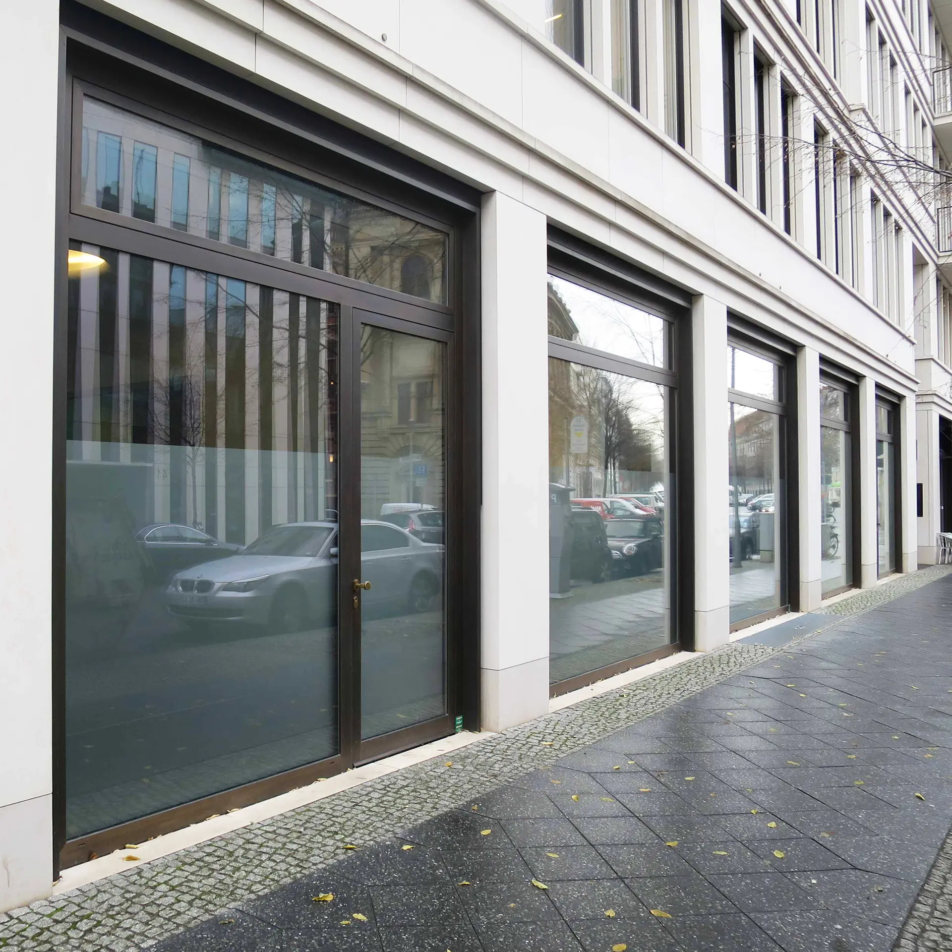 Sichtschutz bei Umbauarbeiten von AR Display