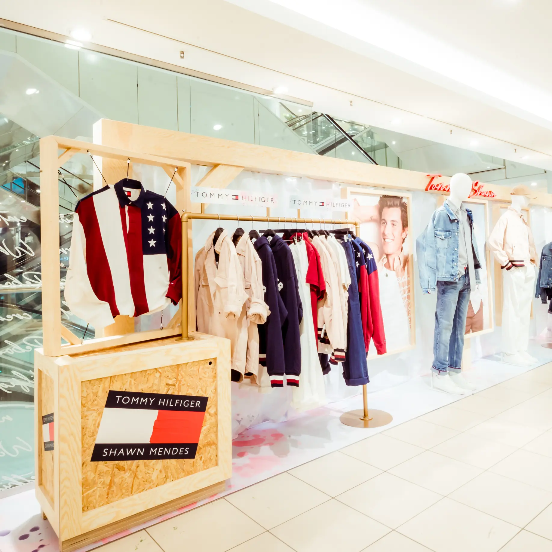 Pop-Up Store für Tommy Hilfiger im KaDeWe Berlin von AR Display
